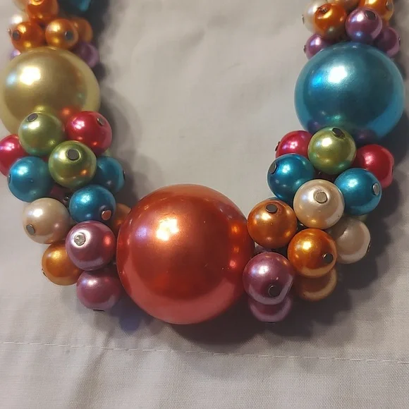 Fun rainbow bead statement necklace & Bright Pink Iridescent Layering Necklace - Picture 4 of 11